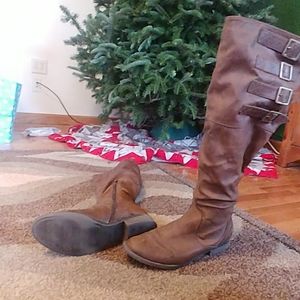 Brown Candies tall boots